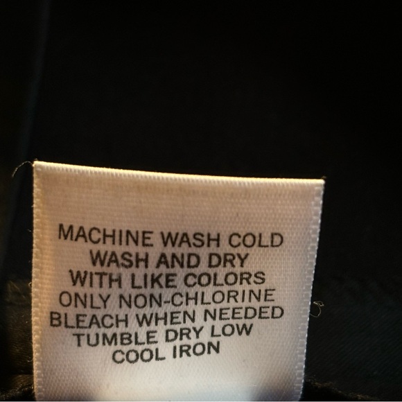 Banana Republic Black Skirt w/ Pockets 4 - Picture 10 of 10